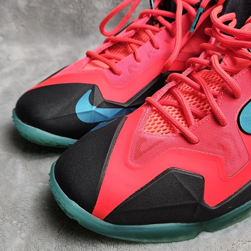 Nike LeBron 11 “Miami Nights” Crimson/Teal Youth 7Y / Women’s 8 (621712-601)